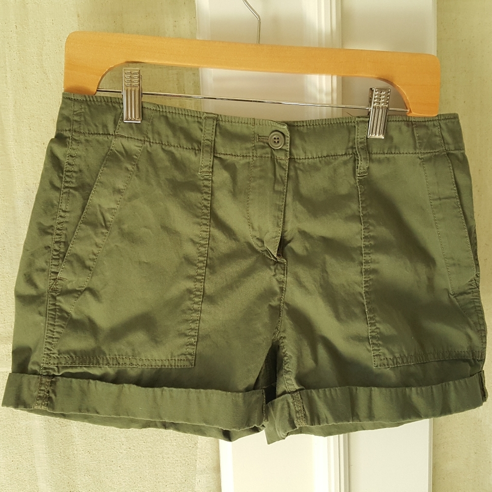 Green cargo shorts